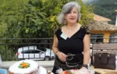 Η Μάντυ Μπαξιβάνη για τη σημασία της φανουρόπιτας