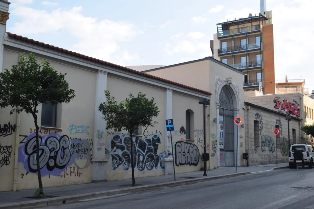 ΚΟΙΝΟ_ΤΟΠΙΑ: «Ώρα ευθύνης για τον Δήμο Πατρέων – Η πόλη έρμαιο των βανδαλισμών»