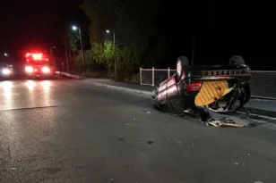 Αμφιλοχία: Αυτοκίνητο ανατράπηκε στη δυτική είσοδο της πόλης – Απεγκλωβίστηκε τραυματισμένος ο οδηγός