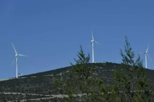 Τα αιολικά πάρκα μπαίνουν στο «μικροσκόπιο»: Τι ψάχνει η ΔΑΕΕ σε όλη τη χώρα