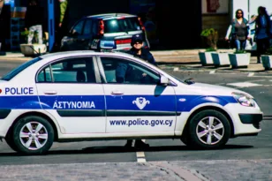Κύπρος: 11χρονη φέρεται να έμεινε μόνη στο σπίτι για δύο ημέρες – Ο πατέρας είχε ταξιδέψει στην Αλβανία για ποδοσφαιρικό αγώνα