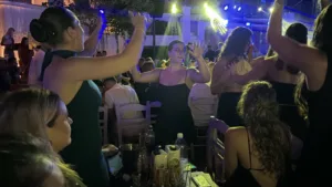 Η ΝΕΠ το... έκαψε στο «Metropolis», τιμή και στο παιχνίδι-γιορτή στο Μεσολόγγι