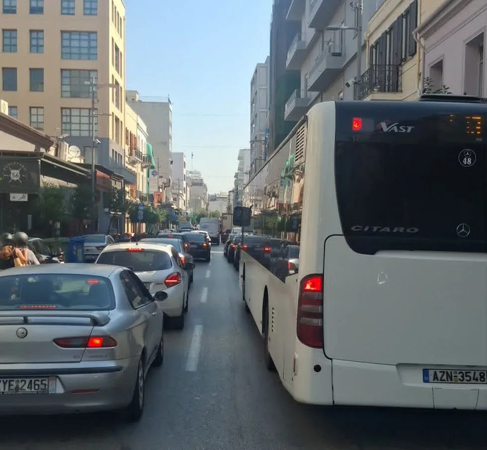 Πάτρα: Ολοι οι δρόμοι οδηγούν σε μποτιλιάρισμα - Κομφούζιο από τα έργα σε Καραϊσκάκη, Ερμού και Αγίου Ανδρέου ΦΩΤΟ Πάτρα: Ολοι οι δρόμοι οδηγούν σε μποτιλιάρισμα - Κομφούζιο από τα έργα σε Καραϊσκάκη, Ερμού και Αγίου Ανδρέου ΦΩΤΟ