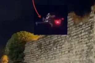 Κωνσταντινούπολη: «Αποχωρήστε αμέσως» – Αστυνομικό drone απομάκρυνε άτομα που έπιναν αλκοόλ