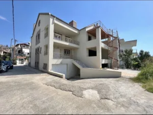 FOR RENT