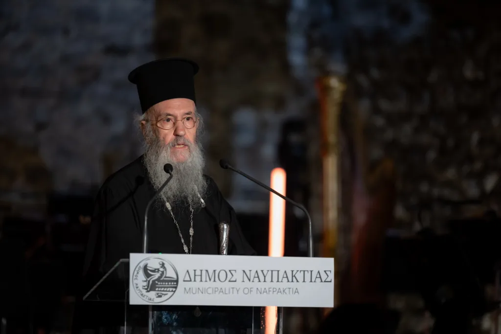 Ναύπακτος: Το Ενετικό Λιμάνι επέστρεψε στην πόλη – Πανσέληνος και Συμφωνική της ΕΡΤ στη μεγάλη βραδιά ΦΩΤΟ