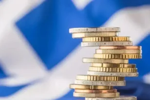 Περιουσία πάνω από 1 τρισ. ευρώ, αλλά η αποταμίευση στο -3%: Η μεγάλη αντίφαση των νοικοκυριών