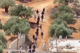 Δυτική Όχθη: Νέες εντάσεις, 7 Παλαιστίνιοι παγιδεύτηκαν σε σπίτι που περικύκλωσαν Ισραηλινοί έποικοι πετώντας πέτρες