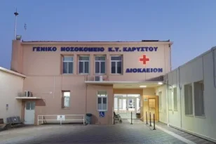 Κάρυστος: Στο νοσοκομείο 16χρονος και 19χρονος μετά από περιστατικό μέθης