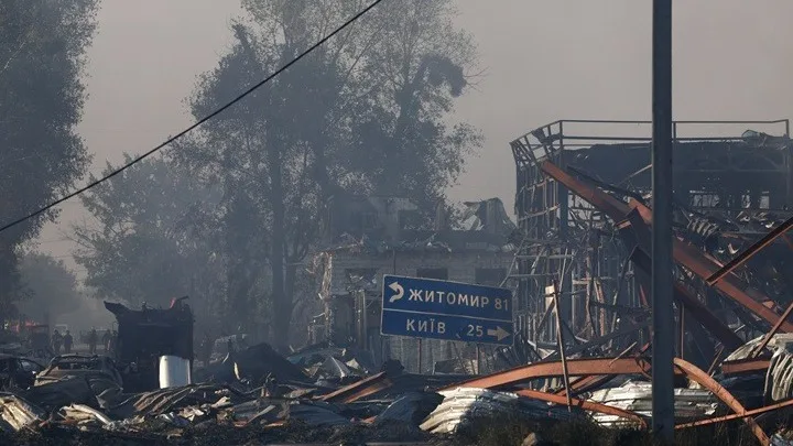 Πολύνεκρη ρωσική επίθεση στο Κίεβο: Στους 38 οι νεκροί από την έκρηξη σε αποθήκη πυρομαχικών