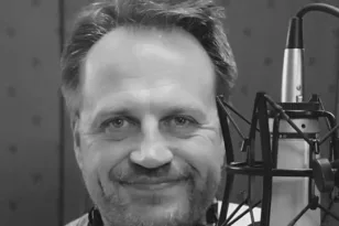 Πέθανε ο Κώστας Σιτόπουλος – Θλίψη στον Kiss FM για τον γνωστό ραδιοφωνικό παραγωγό