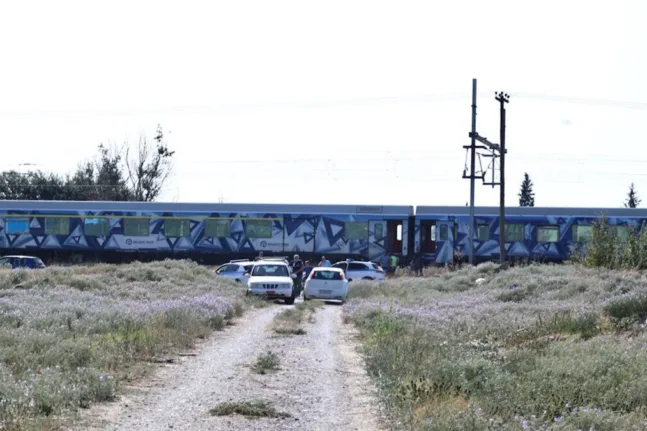 Λάρισα: Νεκρός πεζός που παρασύρθηκε από αμαξοστοιχία – Ακινητοποιήθηκε το τρένο