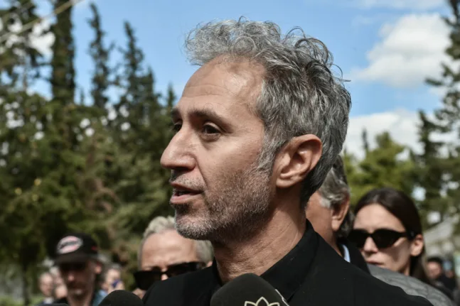 Δημήτρης Κόκοτας: Η ανακοίνωση του νοσοκομείου για το θάνατο του αγαπητού τραγουδιστή