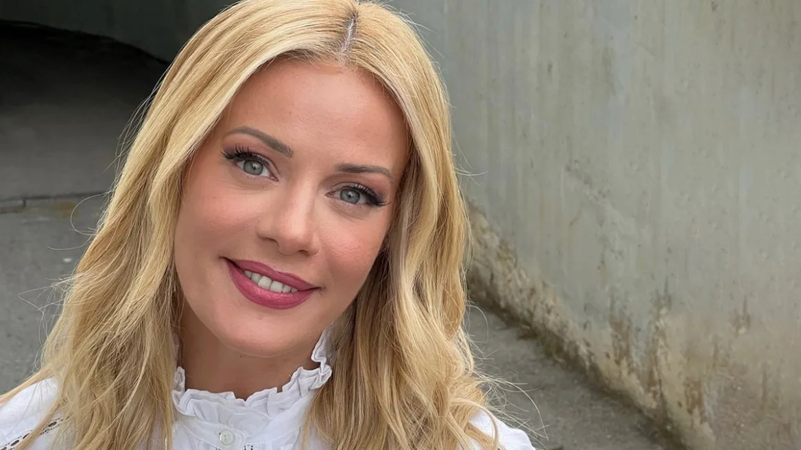 «Δεν αποζητώ τον έρωτα, ούτε όμως και τον ακυρώνω», αποκαλυπτική η Ζέτα Μακρυπούλια «Δεν αποζητώ τον έρωτα, ούτε όμως και τον ακυρώνω», αποκαλυπτική η Ζέτα Μακρυπούλια
