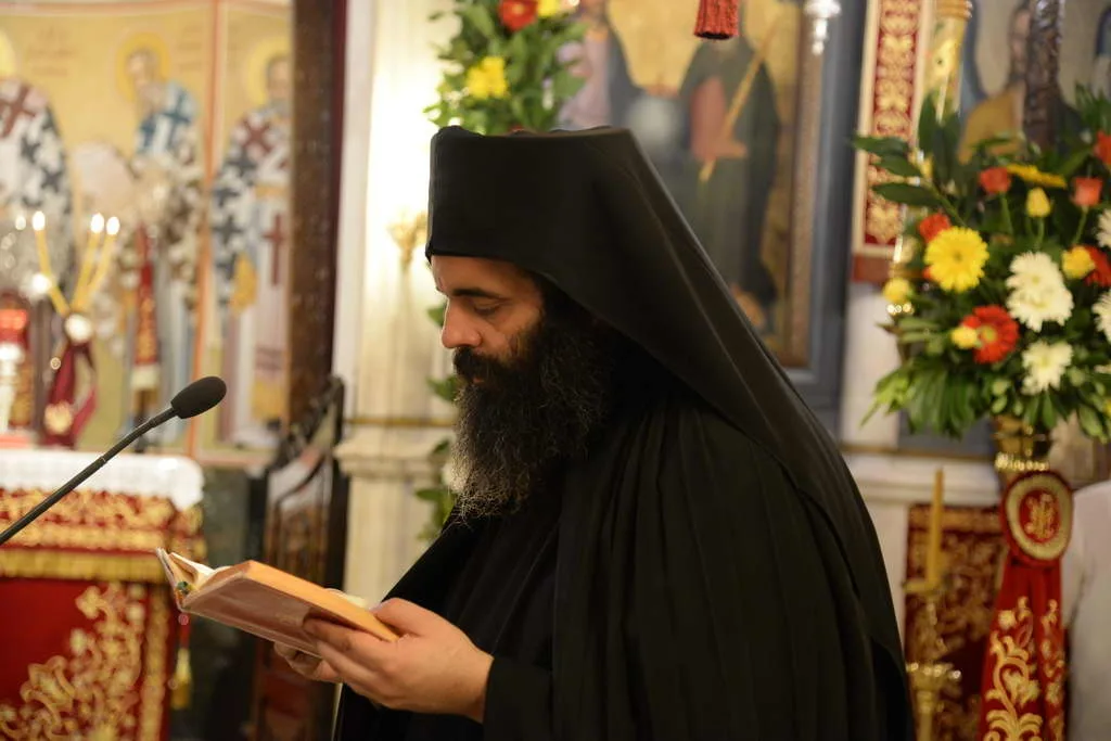 Μητροπολίτης Πατρών Χρυσόστομος: Το μήνυμα από τη Μονή Γηροκομείου – «Εκ κινδύνων λύτρωσαι ημάς»