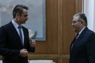 ΚΚΕ κατά Μητσοτάκη για «ήρεμα νερά» και αποπληρωμή χρέους