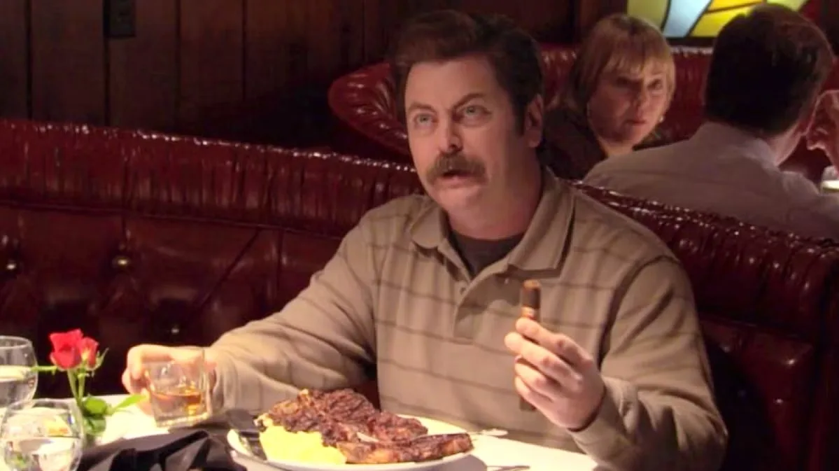 Ο Tom Selleck βουτύρωνε το ίδιο ψωμάκι για έξι ώρες Ο Nick Offerman ως Ron Swanson σε σκηνή φαγητού από το Parks and Recreation