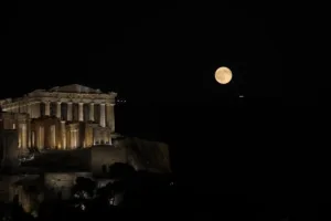 Η πανσέληνος του Αυγούστου ονομάζεται και «Φεγγάρι του Οξύρρυγχου», ΦΩΤΟ