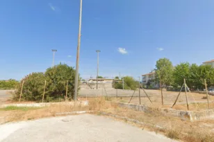 Πάτρα: Αίτημα για το ανοικτή γήπεδο μπάσκετ στην Παραλία – Τι συμβαίνει με τα υπόλοιπα