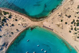 Ελαφόνησος: Ο νησιωτικός παράδεισος, τι να δείτε