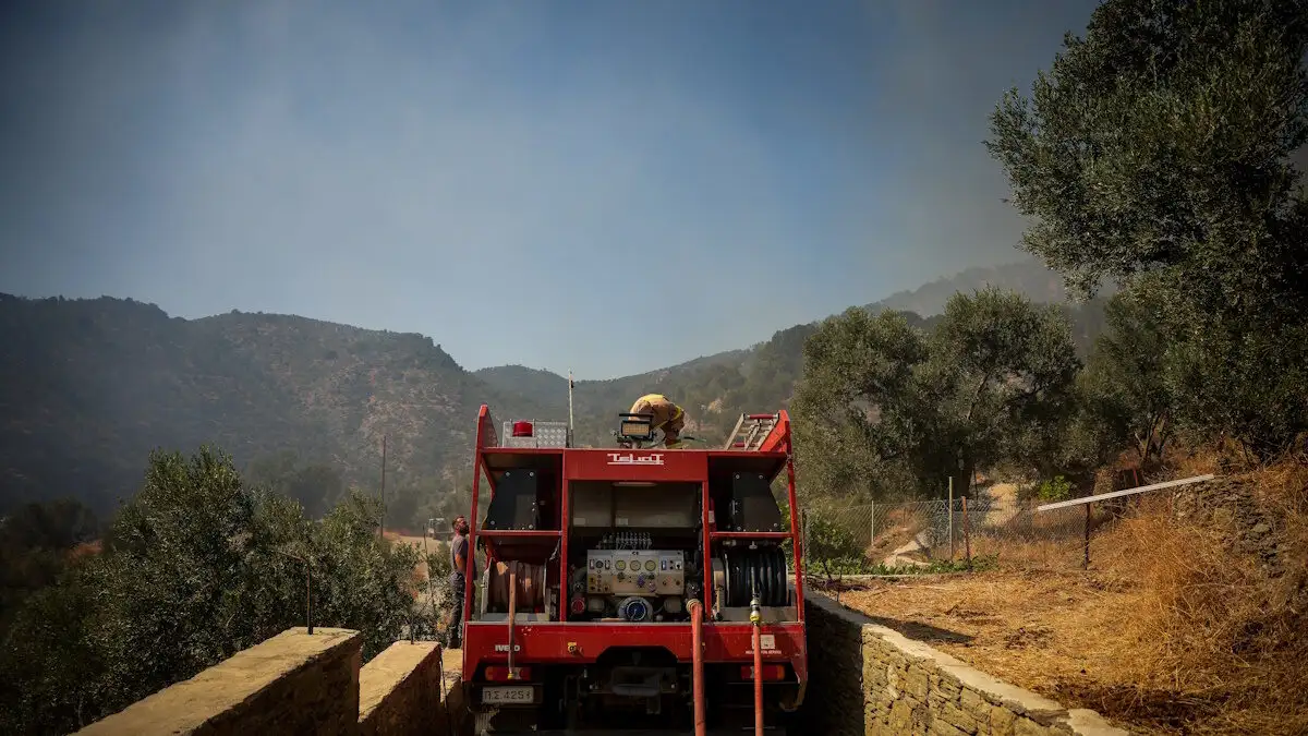 Κίνδυνος πυρκαγιών στο Ιόνιο: Επείγουσα προειδοποίηση για τη Δυτική Ελλάδα