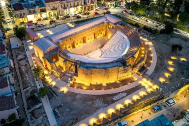 Ρωμαϊκό Ωδείο Πατρών: Από τη σιωπή στη σκηνή – Οκτώ παραστάσεις σε 16 ημέρες, δείτε το πρόγραμμα