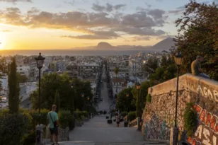 Πάτρα: Η πόλη βάζει ξανά τα… φοιτητικά της – Επιστροφή στα αμφιθέατρα, έρχεται το νέο «κύμα» πρωτοετών