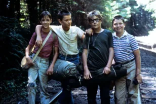 «Stand by Me»: Το καλοκαίρι που τέλειωσε η παιδική ηλικία