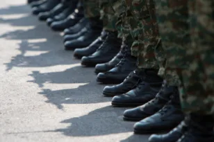 Στρατιωτική θητεία: Ποιοι δικαιούνται απόλυση στους 9 μήνες – Τι αλλάζει για όσους θέλουν να σπουδάσουν