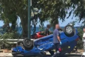 Πάτρα: ΙΧ βρέθηκε ανάποδα στην Όθωνος Αμαλίας – Ένας τραυματίας ΦΩΤΟ