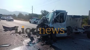 «Τώρα τα έχω χάσει όλα. Δεν με ειδοποίησαν. Κάτι με τραβούσε στην καρδιά μου», συγκλονίζει ο άνδρας του οποίου σκοτώθηκαν σε δυστύχημα σύζυγος και γιος «Τώρα τα έχω χάσει όλα. Δεν με ειδοποίησαν. Κάτι με τραβούσε στην καρδιά μου», συγκλονίζει ο άνδρας του οποίου σκοτώθηκαν σε δυστύχημα σύζυγος και γιος