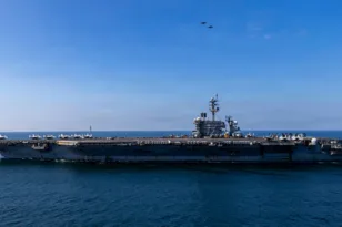 SOS από τις οικογένειες του πληρώματος του «USS Abraham Lincoln» – Εννέα μήνες στη θάλασσα