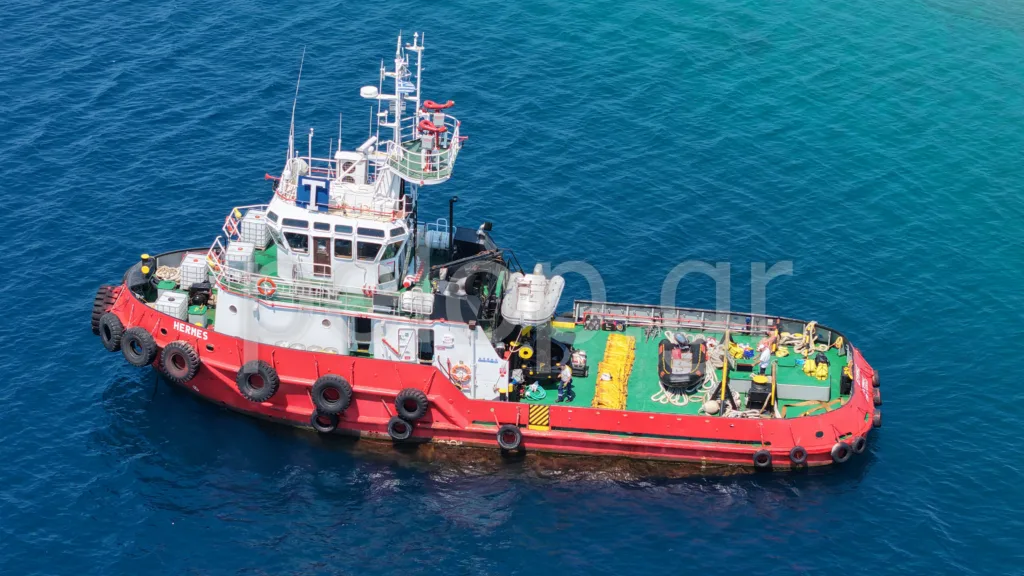 Πάτρα - Δρέπανο: Για τρίτη ημέρα συνεχίστηκε η επιχείρηση αποκόλλησης του πολυτελούς γιοτ Πάτρα - Δρέπανο: Για τρίτη ημέρα συνεχίστηκε η επιχείρηση αποκόλλησης του πολυτελούς γιοτ