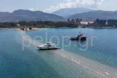 Πάτρα - Δρέπανο: Για τρίτη ημέρα συνεχίστηκε η επιχείρηση αποκόλλησης του πολυτελούς γιοτ