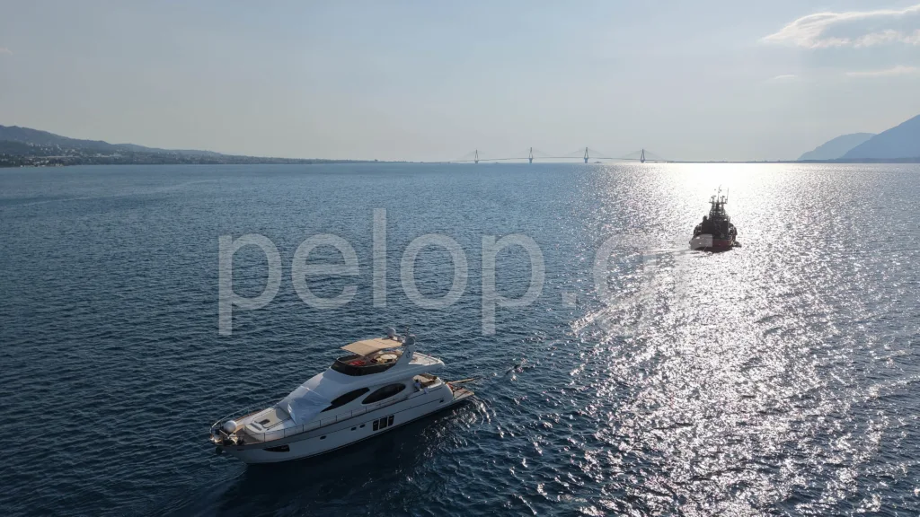 Δρέπανο: Ξεκόλλησε το αμερικανικό γιοτ από τα αβαθή – Δείτε τη στιγμή της αποκόλλησης ΦΩΤΟ ΒΙΝΤΕΟ Δρέπανο: Ξεκόλλησε το αμερικανικό γιοτ από τα αβαθή – Δείτε τη στιγμή της αποκόλλησης ΦΩΤΟ ΒΙΝΤΕΟ