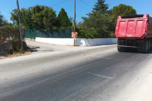Πάτρα – Καταγγελία για δρόμο-παγίδα στο Θεριανό: «Παίζουμε τη ζωή μας κορώνα-γράμματα»