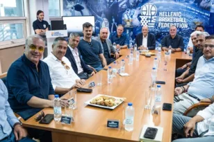ΕΟΚ: Πρόταση «επανάσταση» στη GBL για τους ορισμούς διαιτητών, με ΑΙ σε όλες τις άλλες κατηγορίες