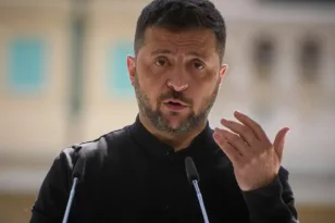 Βολοντίμιρ Ζελένσκι: «Θα πάω στη Μόσχα μόνο πάνω σε πύραυλο» – Απέρριψε την πρόταση Πούτιν
