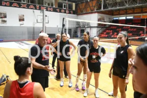 Χαμόγελα και ενθουσιασμός στην «πρώτη» της Παναχαϊκής, ΦΩΤΟ