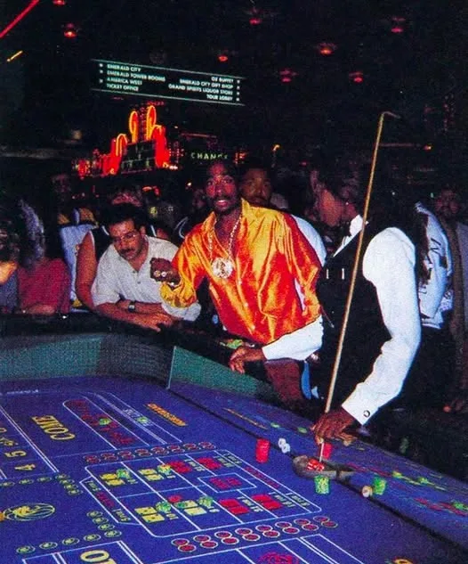 Tupac Shakur στο MGM Grand του Λας Βέγκας στις 7 Σεπτεμβρίου 1996