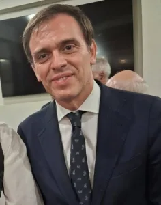 Ποιος θα βγει δεύτερος; Το ΠΑΣΟΚ ή η ΕΛΑΣ;