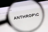 Anthropic: Πώς γίνεται να έχασε 42 δισ. δολάρια και να στοχεύει σε αποτίμηση άνω των 2 τρισ.;