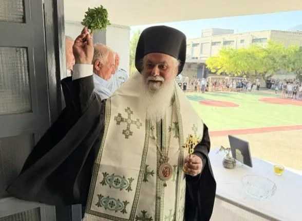 Ιερώνυμος στα σχολεία: «Η Εκκλησία είναι το καλύτερο αντίδοτο»
