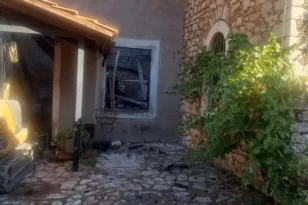 Achaia Clauss: Σώθηκαν τα ιστορικά κρασιά, κάηκε η μνήμη 165 χρόνων – Τι λέει ο Νίκος Καραπάνος