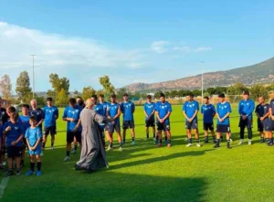 Θύελλα Πατρών: Με χαμόγελα ο αγιασμός της ομάδας ΦΩΤΟ Θύελλα Πατρών: Με χαμόγελα ο αγιασμός της ομάδας ΦΩΤΟ