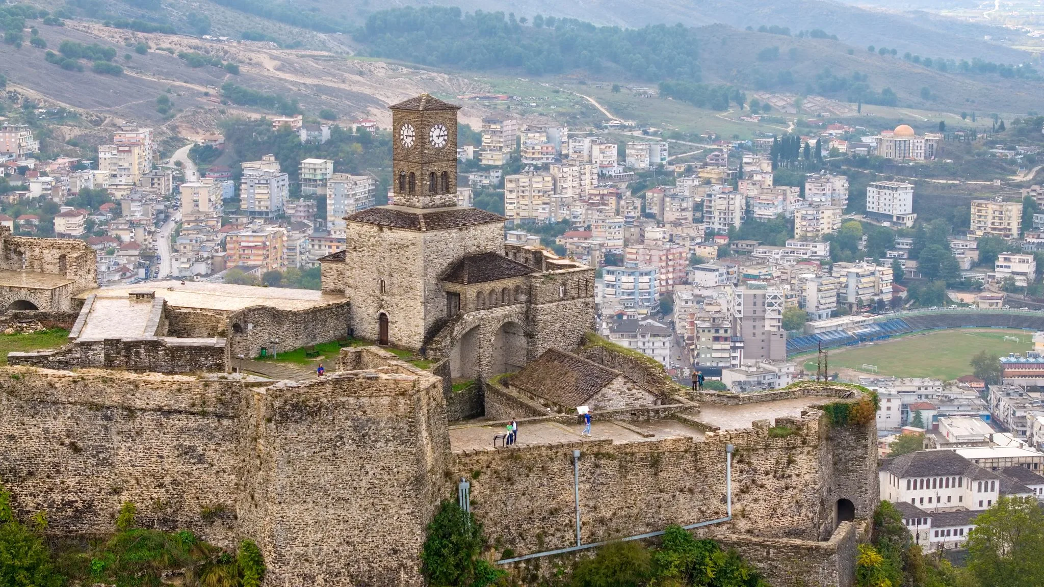 Μόλις 4 ώρες από την Πάτρα κρύβεται μια από τις πιο ιδιαίτερες πόλεις των Βαλκανίων Μόλις 4 ώρες από την Πάτρα κρύβεται μια από τις πιο ιδιαίτερες πόλεις των Βαλκανίων