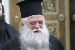 Αμβρόσιος: Οι 15 μομφές που προκάλεσαν ρήξη και αναστάτωσαν την Ιερά Σύνοδο