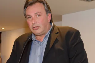 Δανιήλ στον Peloponnisos FM: : «Το μόνο που θα εισπράττουμε κάθε χρόνο είναι η μείωση των σωματείων»