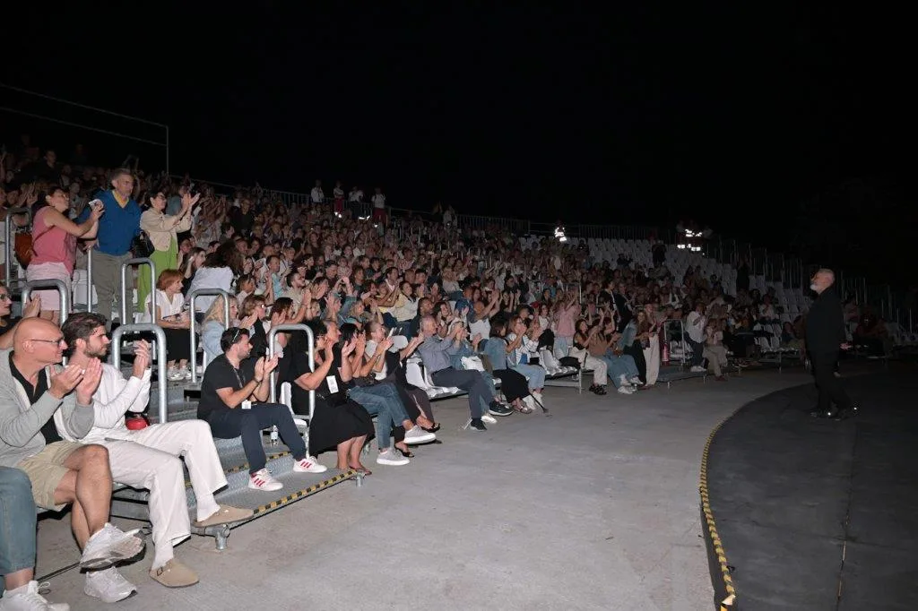 Χρήστος Θηβαίος στην Πάτρα: 30 χρόνια μουσικής σε μία βραδιά στο Θερινό Δημοτικό Θέατρο