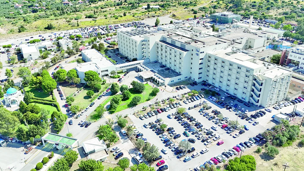 Πάτρα: Πόλεμος για μια θέση πάρκινγκ στα τρία νοσοκομεία - Καθημερινός «γολγοθάς» για εργαζομένους, ασθενείς και επισκέπτες Πάτρα: Πόλεμος για μια θέση πάρκινγκ στα τρία νοσοκομεία - Καθημερινός «γολγοθάς» για εργαζομένους, ασθενείς και επισκέπτες